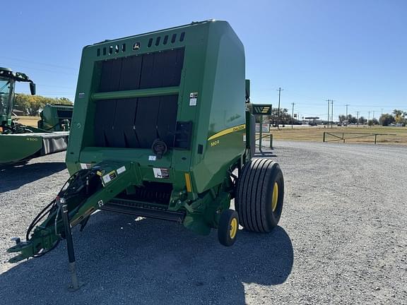 Image of John Deere 560R Primary image