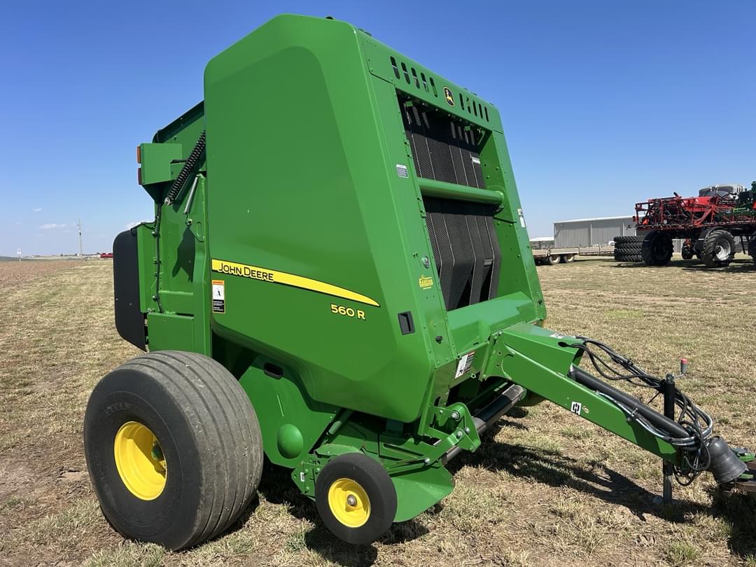 Image of John Deere 560R Primary image
