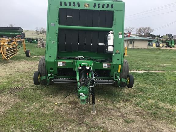 Image of John Deere 560R equipment image 1