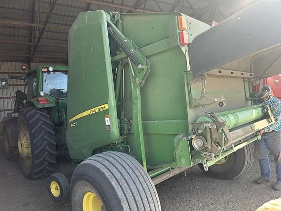 Image of John Deere 560R equipment image 2