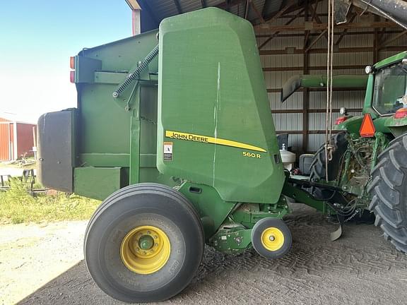 Image of John Deere 560R equipment image 1