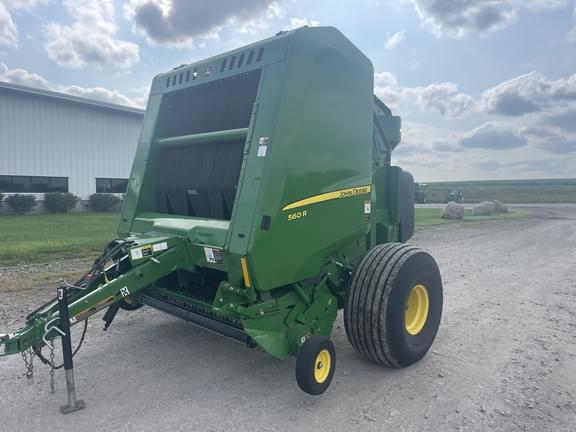 Image of John Deere 560R equipment image 1