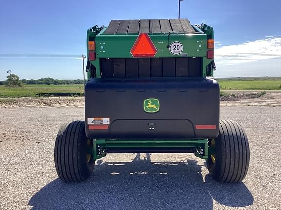 Image of John Deere 560R equipment image 4