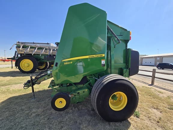 Image of John Deere 560R equipment image 3