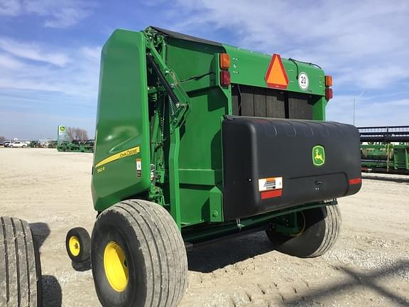 Image of John Deere 560R equipment image 3