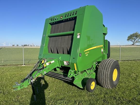 Image of John Deere 560R equipment image 1