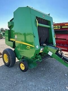 Image of John Deere 560R Primary image