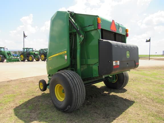 Image of John Deere 560R equipment image 2