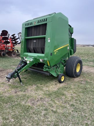 2022 John Deere 560R Equipment Image0