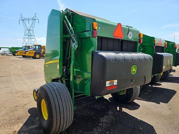 Image of John Deere 560R equipment image 2