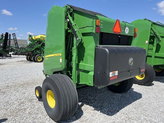 Image of John Deere 560R equipment image 3