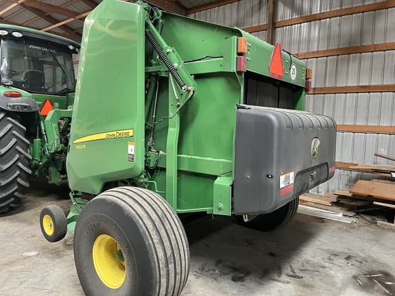 Image of John Deere 560R equipment image 1