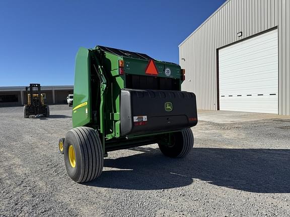 Image of John Deere 560R equipment image 2