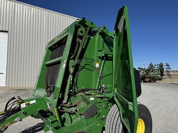 Image of John Deere 560R equipment image 4
