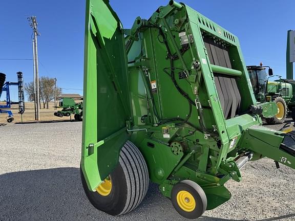 Image of John Deere 560R equipment image 3