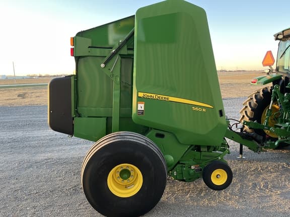 Image of John Deere 560R equipment image 4