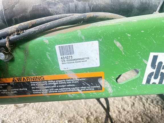 Image of John Deere 560R equipment image 2