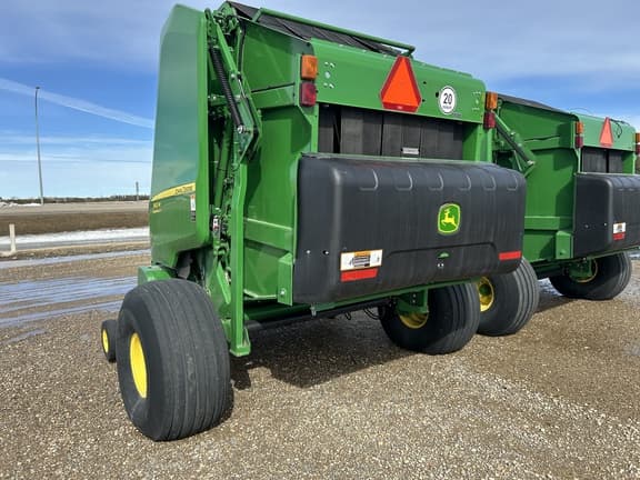 Image of John Deere 560R MegaWide HC2 equipment image 4