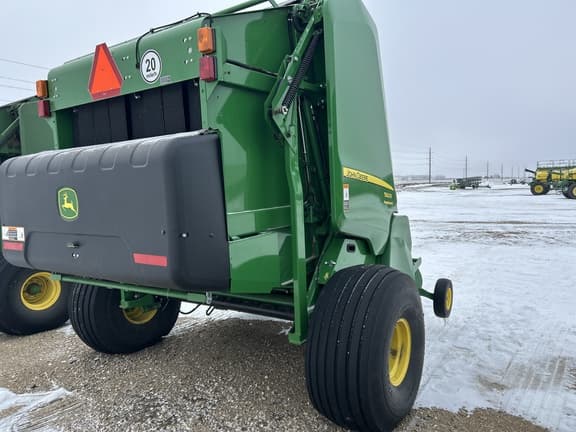 Image of John Deere 560R MegaWide HC2 equipment image 1