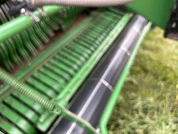 Image of John Deere 560R MegaWide HC2 equipment image 4