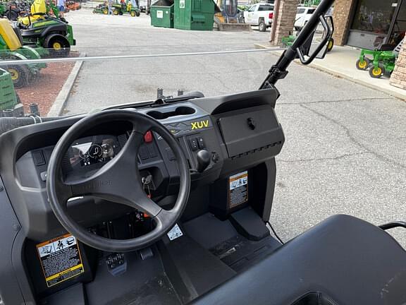Image of John Deere XUV 590M equipment image 1