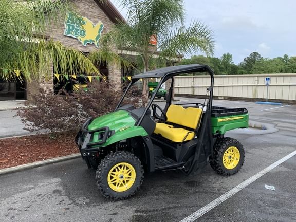 2024 John Deere XUV 590M Equipment Image0