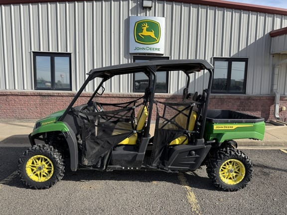 2022 John Deere XUV 590M S4 Equipment Image0