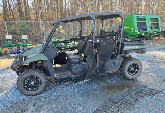 2022 John Deere XUV 590M S4 Equipment Image0