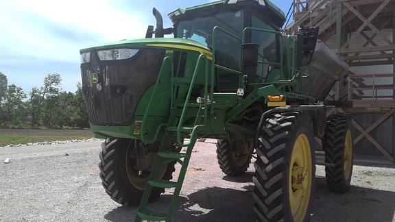 Image of John Deere 600R Primary image