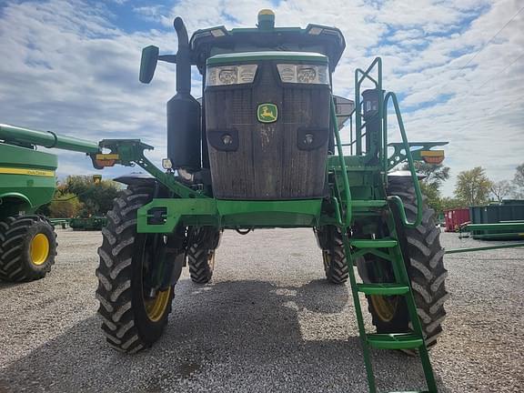 Image of John Deere 600R equipment image 2