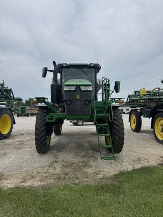 Image of John Deere 600R equipment image 1