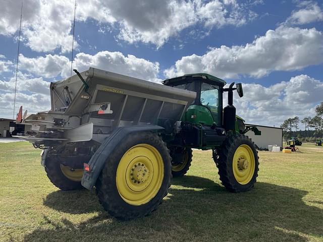 Image of John Deere 600R equipment image 3