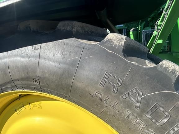 Image of John Deere 600R equipment image 2