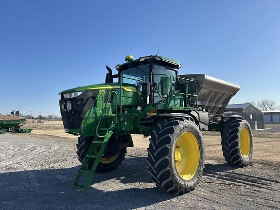 Image of John Deere 600R equipment image 3