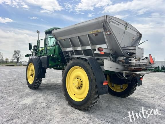 Image of John Deere 600R equipment image 4