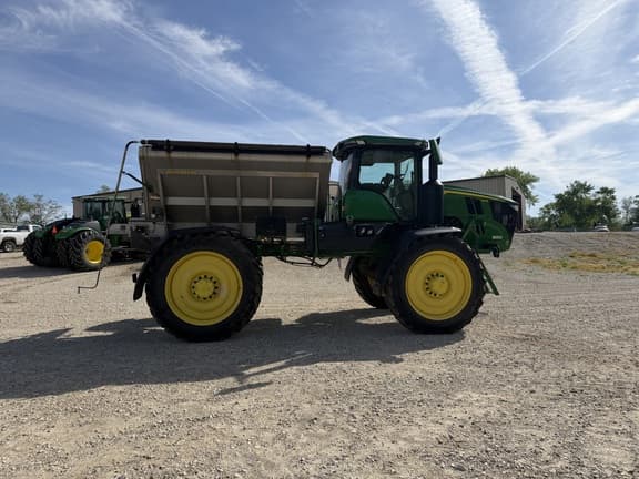 Image of John Deere 600R equipment image 3