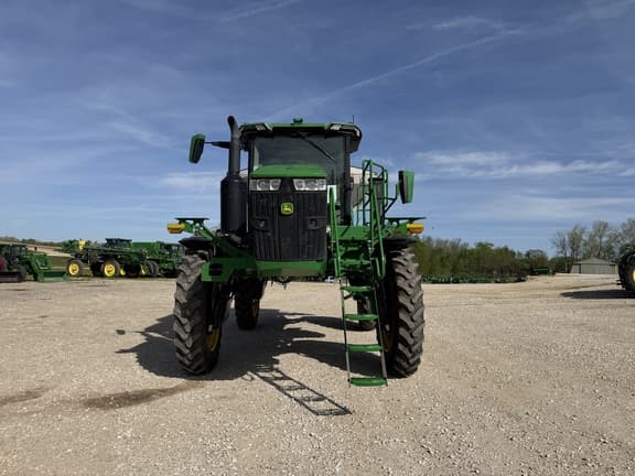 Image of John Deere 600R Primary image