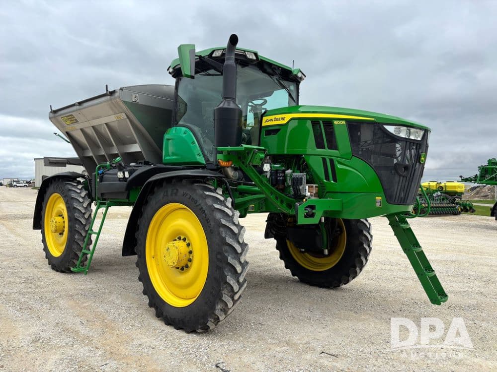 Image of John Deere 600R Primary image