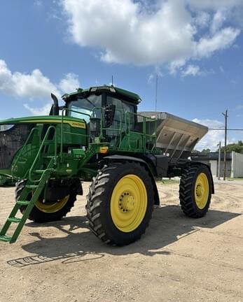 Image of John Deere 600R Primary image
