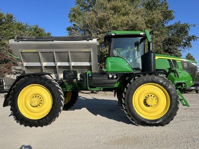 Image of John Deere 600R equipment image 3