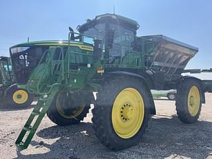 Main image John Deere 600R 1