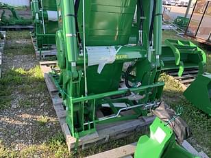 Main image John Deere 600R 5