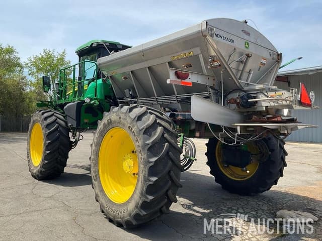 Image of John Deere 600R equipment image 2