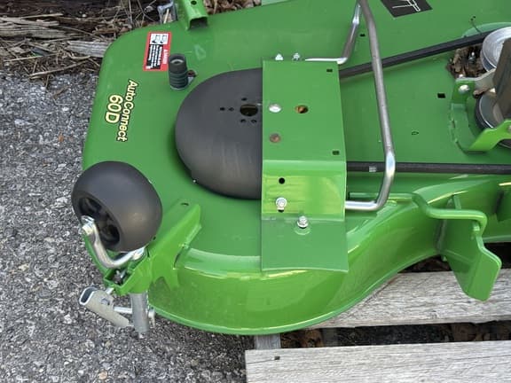 Image of John Deere 60D equipment image 3