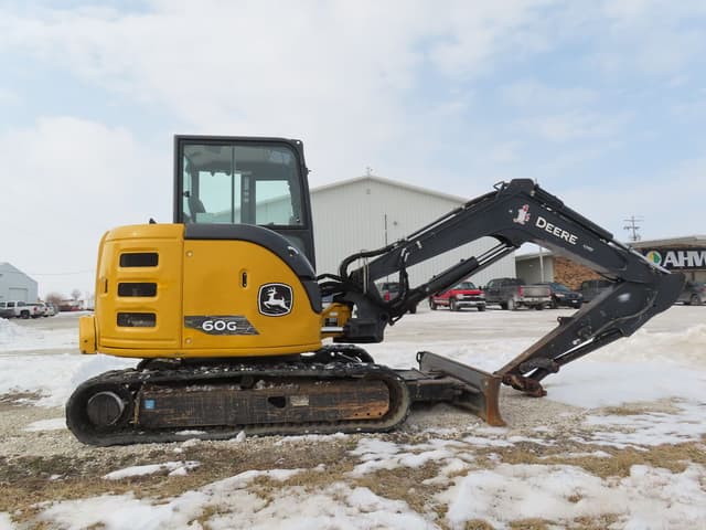 Image of John Deere 60G equipment image 3