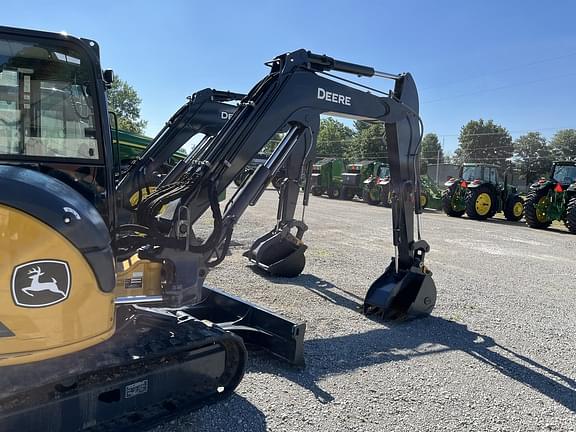 Image of John Deere 60G equipment image 1