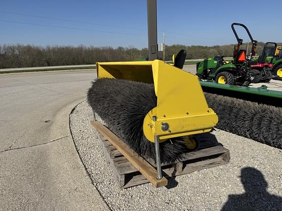 Image of John Deere 60HC equipment image 2