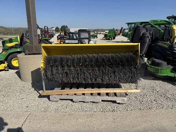 Image of John Deere 60HC equipment image 1