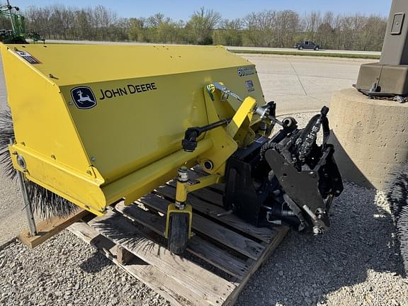 Image of John Deere 60HC equipment image 3