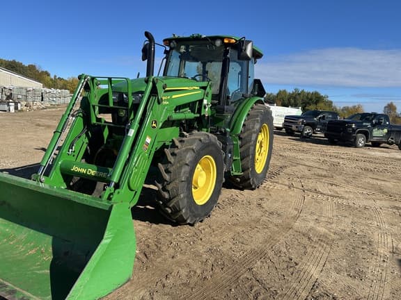 Image of John Deere 6105E equipment image 1